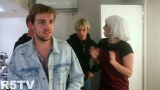 Rocky and Ross almost miss the show! S2E20 | R5 TV