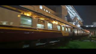 Alsthom 4125 ทำขบวน 102 สวนกับ Alsthom 4106 ทำขบวน 139 ที่ กม.19 | Rapid Train No.102 & 139