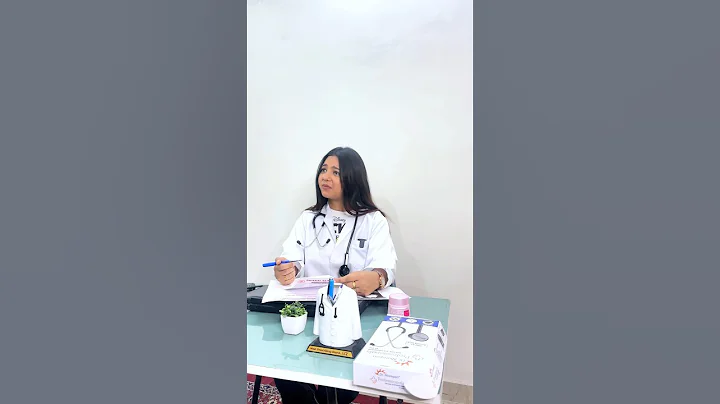 Doctor ki handwriting 😂📝 #youtubeshorts #doctor #patient #doctorfunny #viral #funny #comedy #trend