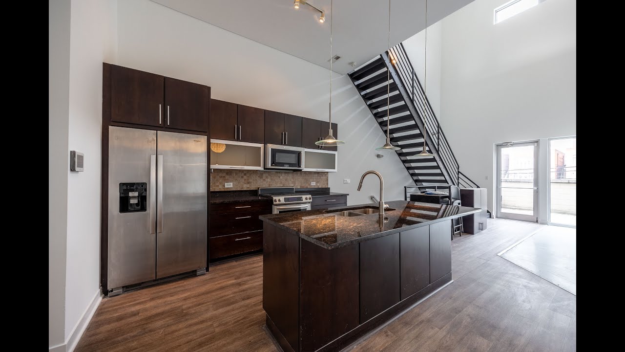 1002 West Lake St., #2 | 4 Bed 2 Bath | Fulton Market