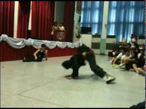 Poppin Joe and Bboy Golf 2PM - Without U Freshy Da...