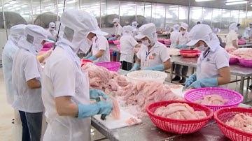 Thắt chặt tình hữu nghị Việt Nam - Lào qua mô hình kết nghĩa bản biên giới