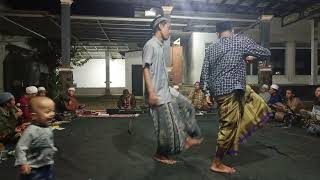 Download Lagu Kehariba'an \ MP3