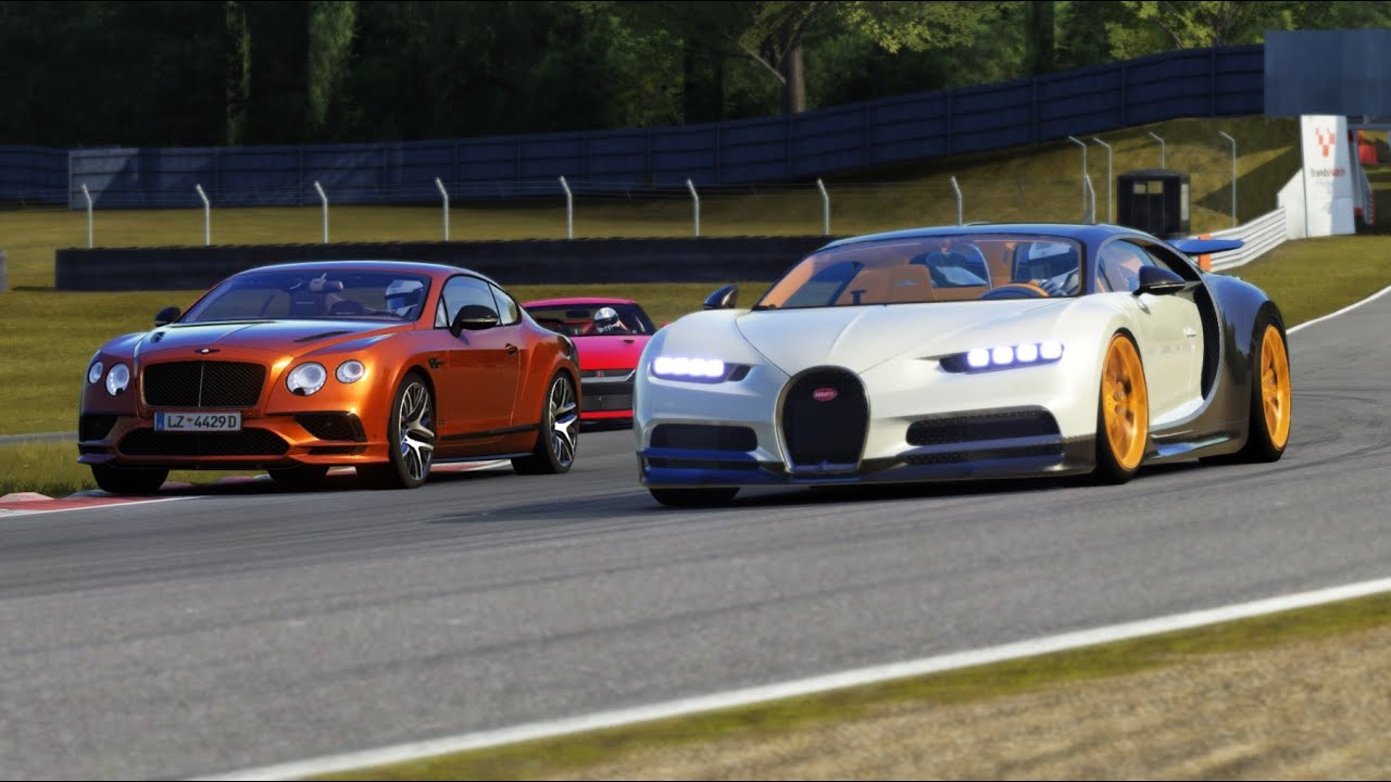 Bugatti Chiron vs Bentley Continental Supersports vs Nissan GT-R at Brans Hatch