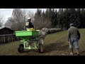 Fertilizadora accionada por caballo