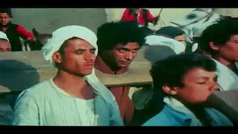 لقطه من فيلم شفيقه ومتولي محمود عبد العزيز