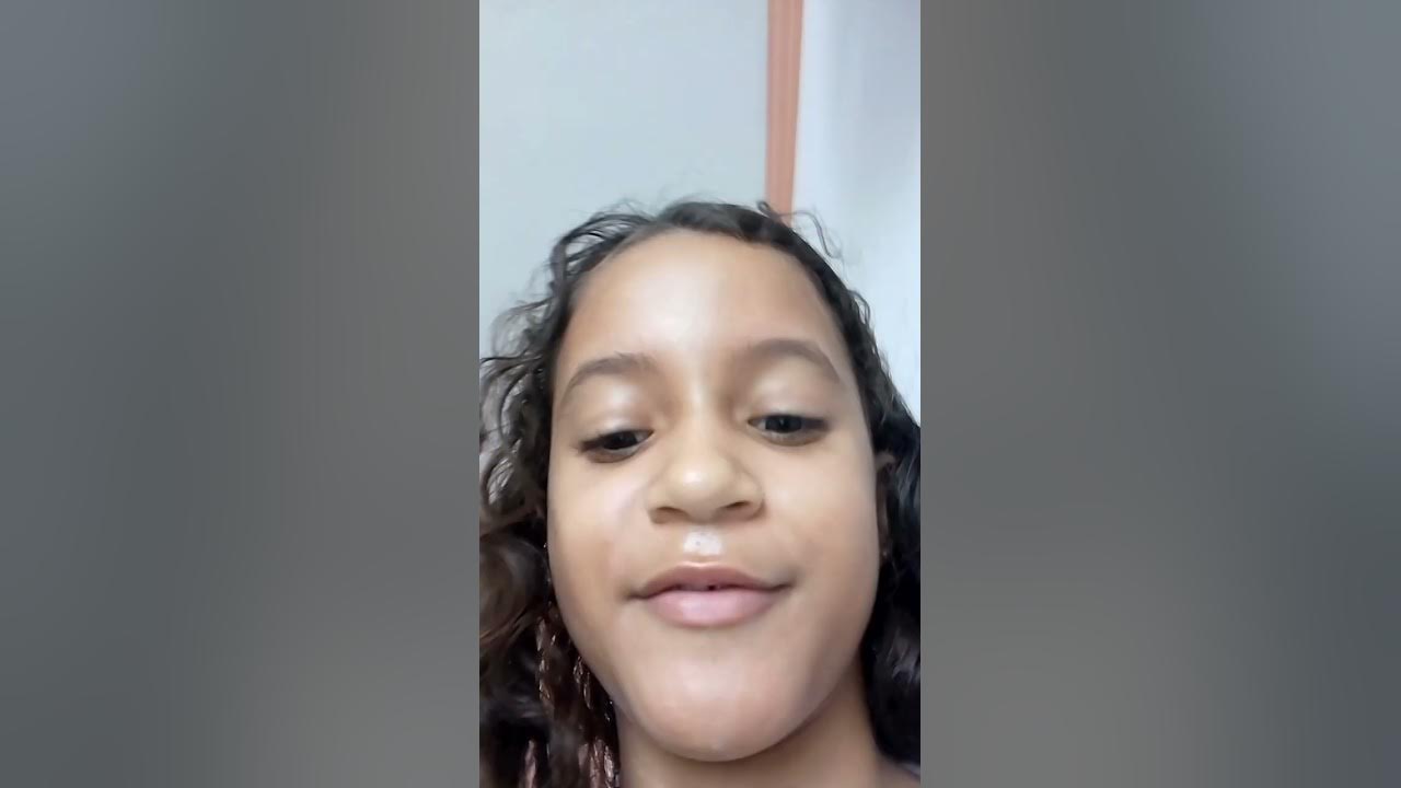 Layza no visor YouTube