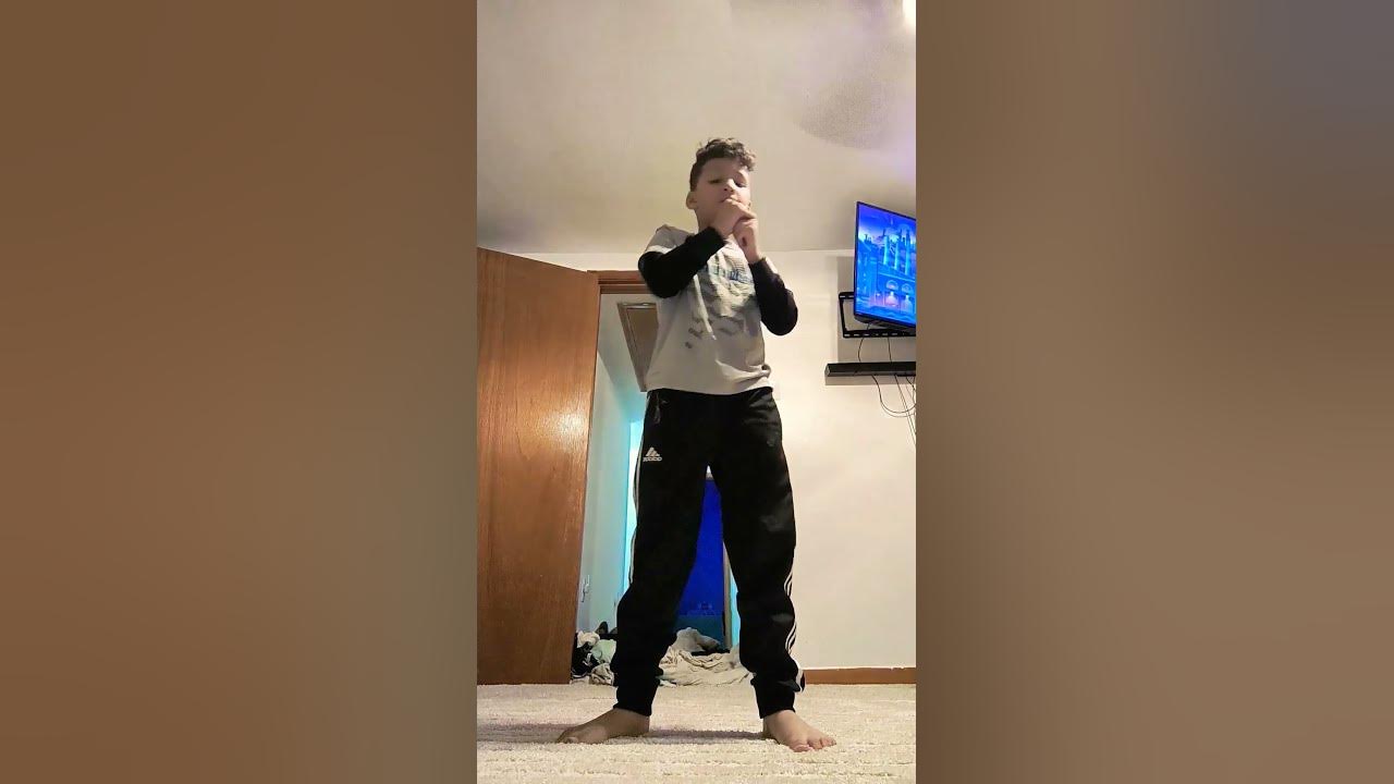 Here's A Little Song I Wrote Oreo Here's a little song I wrote - YouTube