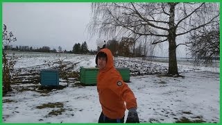 SNOW FIGHT MANNEQUIN CHALLENGE