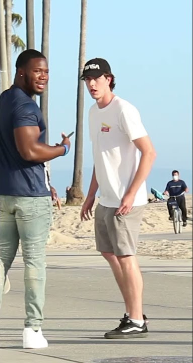 Triplet Time Traveller Prank 😂🤯 #shorts #twinsprank #glitchinthematrix #backtothefuture