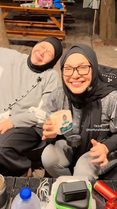 Boleh Pulak Erma Fatima dan Umie Aida Berebut Mak...