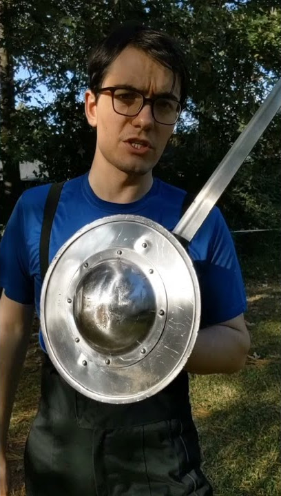 How #sword and #buckler are used