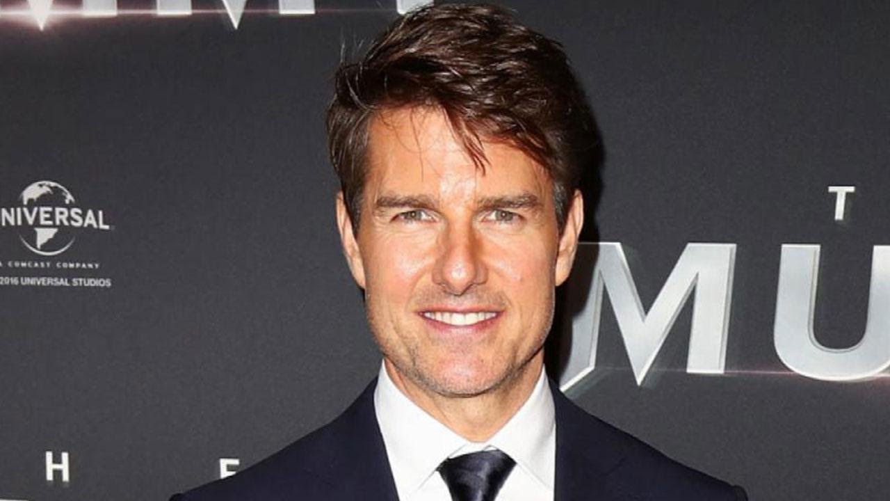 how old was tom cruise in risky business