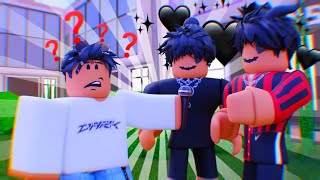 Becoming a slender in roblox (ROBLOX TROLLING) 