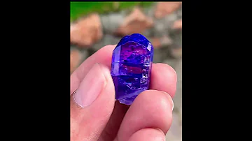 Did You Know Tanzanite Shifts Color Between Blue And Violet Tanzanite Crystalstones Crystals 