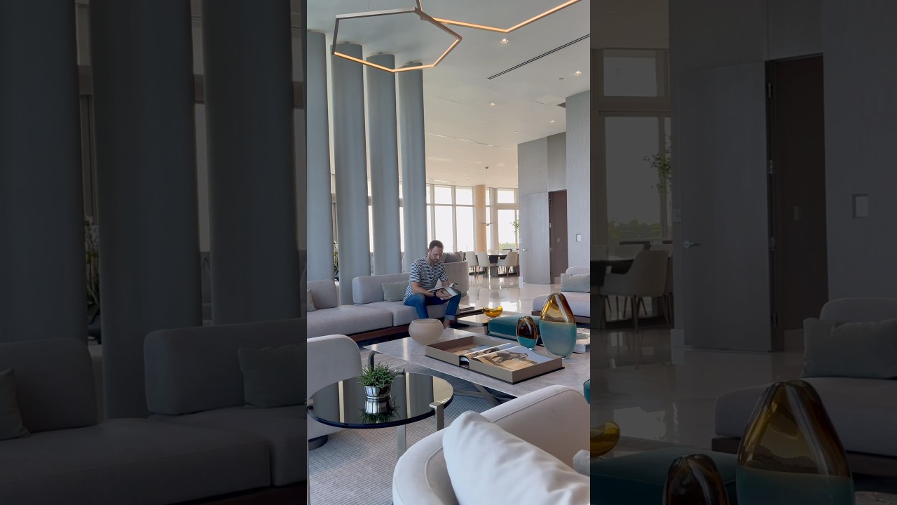 Экскурсия по пентхаусу отеля Ritz-Carlton.