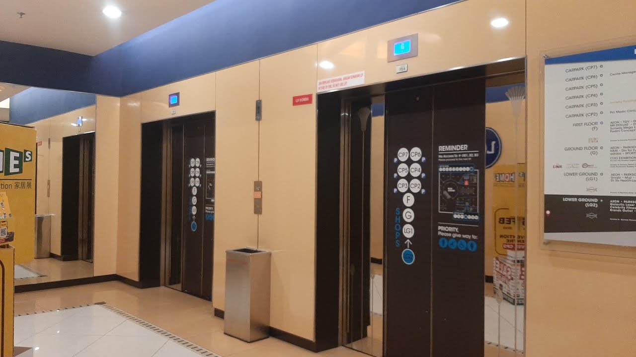 (Retake) Otis Elevator at Sunway Pyramid Subang, Selangor, Malaysia (Blue Zone)