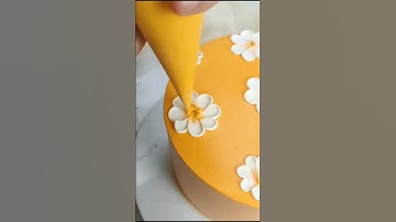 Thumbnail of cake decorating menghias kue motif bunga sederhana. ❤️🥰subscribe yah
