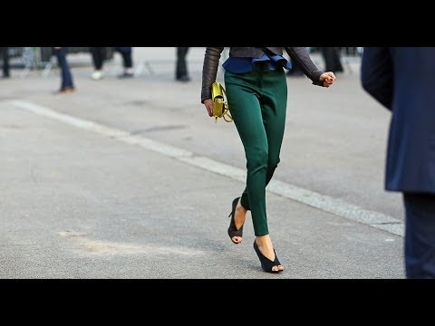 Video: Pot Femeile Să Meargă La Biserică în Pantaloni?