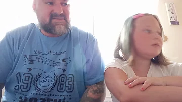 Co s kuřecími kousky z kočičí konzervy?