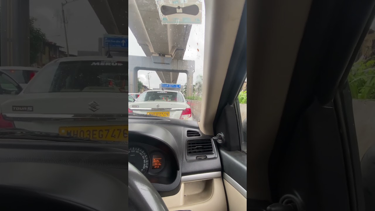 Kurla me metro ka  kaam chalu hai 