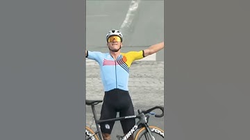 Bike failure and still wins Olympics 🤯 #aura #cycling #olympics #paris2024 #remco