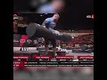 Strongman hits the log press at the 80kg world finals