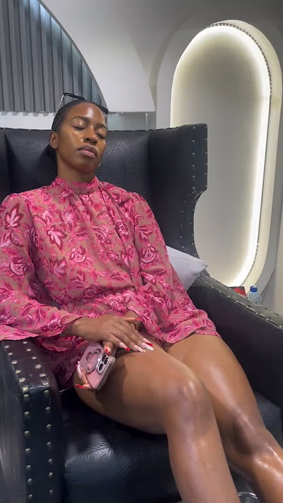 Umugore uko bamukoreye massage woaw ππ₯ uratngara! #beautiful #ubwiza #women #beauty #lifestyle