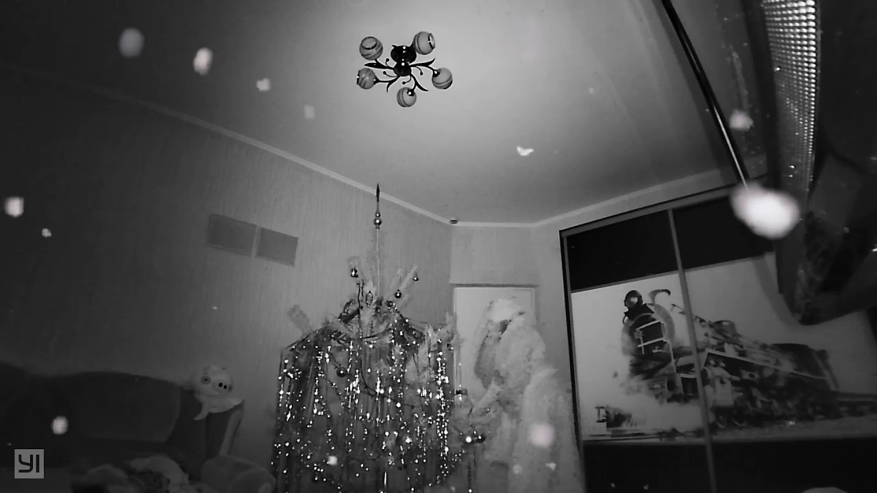 Дед мороз снятый на камеру. Дед мороз заснятый на камеру. Приколы скрытая камера 2013. Дед мороз заснятый на камеру. Деды морозы снятые на камеру.