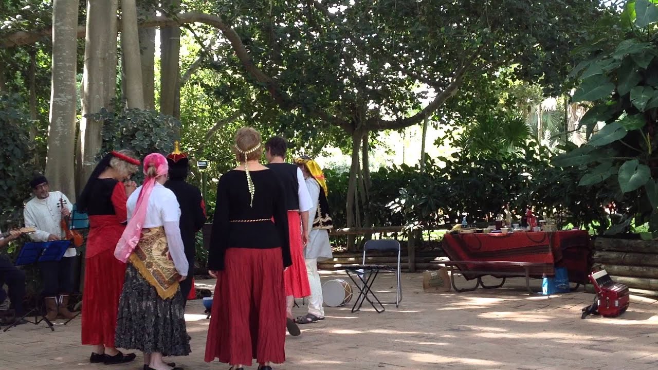 The Black Nag , Capricornia Dance Exchange at Rockhampton Botanic