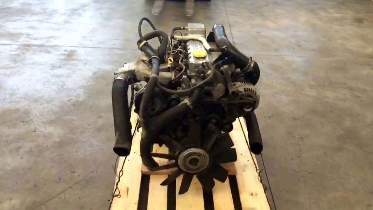 Motore Nissan Cabstar BD30 - YouTube
