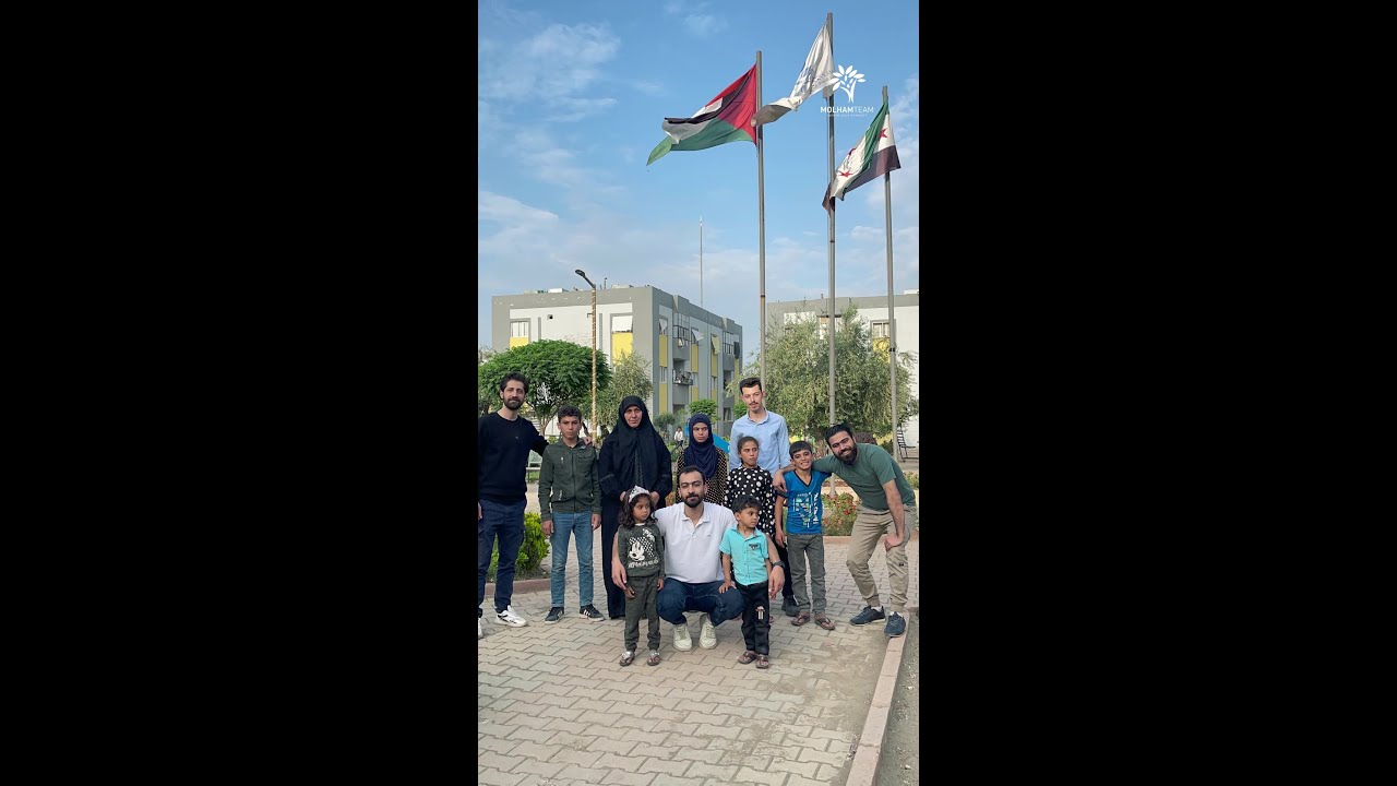 الفرحة بإنتقال عائلة الخالة أم علي لمنزلهم الجديد