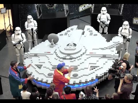 LEGO Star Wars - Largest Millennium Falcon!