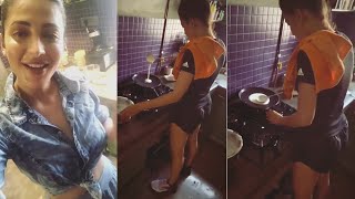 Shruti Hassan Making Dosa | #ShrutiHaasan​​​ Latest | Telugu Tonic screenshot 2
