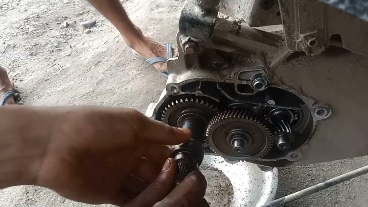 Aprilia scooty 150 gear box Khule Dekho YouTube