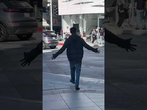 Jewish Couple Attacked By Man Yelling Profanity, Waving Baseball Bat
