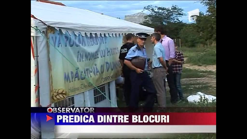 Penticostali amendati de catre politie.