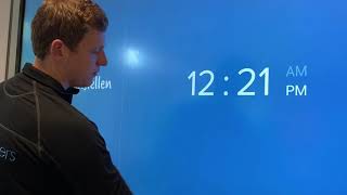 Auslieferung & Montage Eines Smart-Displays Durch Unsere Smart-Techniker - Bbs Am Museumsdorf Clp