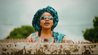 Star Girl - Aunty Fatou 