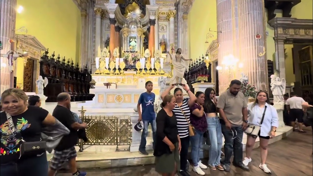 Basílica de San Juan de los Lagos y su Virgen milagrosa.