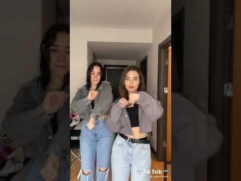 اجمل رقص التركية   مع صديقتها
