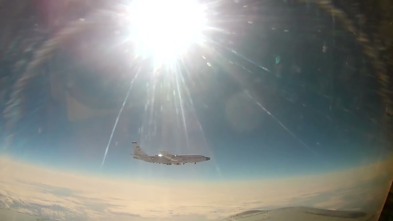 Russian MiG-31 intercepting a USAF RC-135 reconnaissance aircraft