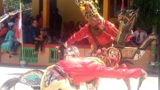 Classic Dance performed by Jathilan / Incling Kudho Wiromo