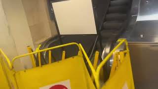 EPIC FAIL: (Unknown Brand) Escalator Tracks 3/4 at SEPTA 30th Street Station broken- Philadelphia PA