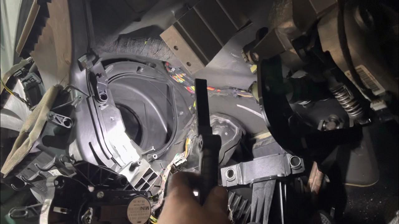 How to change heater fan on mini Cooper 2010 YouTube
