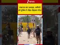 Lucknow Clash: लखनऊ बना अखाड़ा..वकीलों को पुलिस ने दौड़ा-दौड़ाकर पीटा