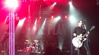 Simple Plan - When I'm Gone [St.Petersburg Russia Live 14.04.12]