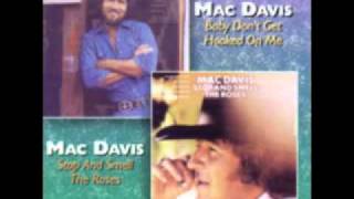 Watch Mac Davis The Words Dont Come Easy video