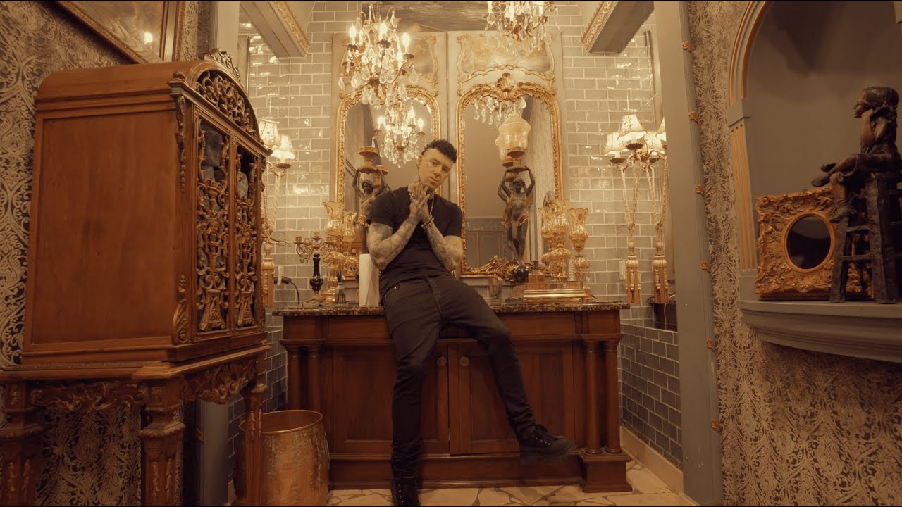 YouTube에서 Brennan Savage - Waiting (Official Video) 보기 YouTube에서 Brennan Savage - Waiting (Official Video) 보기