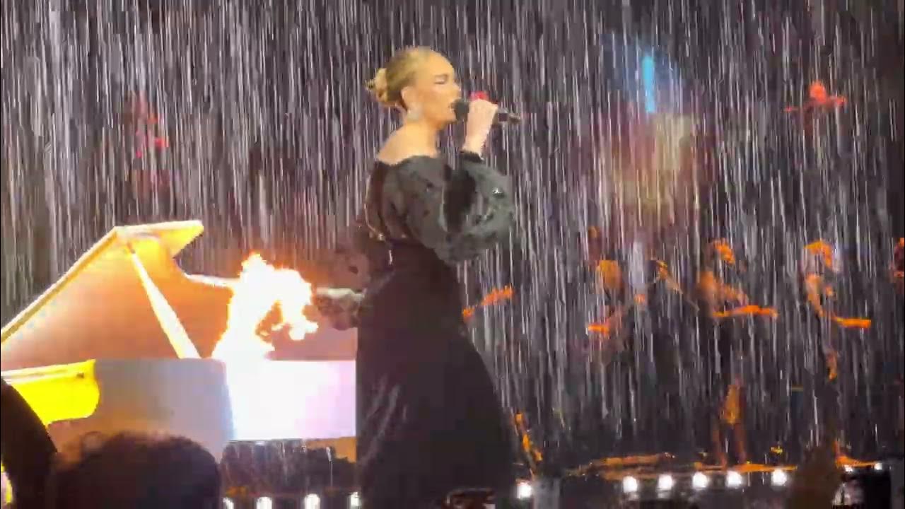 Adele Set Fire To The Rain Weekends With Adele Weekend 5 YouTube